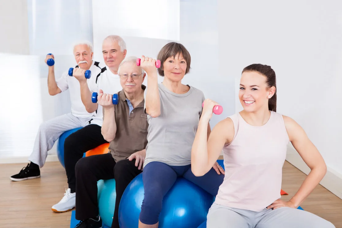 SHARE members enjoying a class together